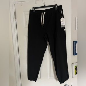 Vuori women’s joggers